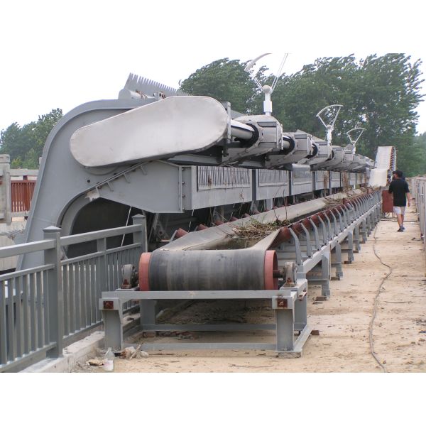 Quality Thickness 4.5 to 16 Mm Trash Rack Cleaning Machine with Speed Range 150RPM to 1000RPM and Rack Width Compatibility 0.5 To 3 Meters wholesale