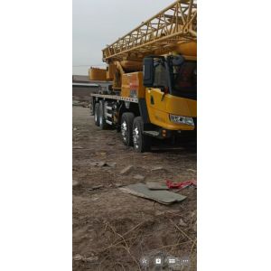 Five-Arm Jib Mobile Truck Crane With Folding Design Easy To Operate