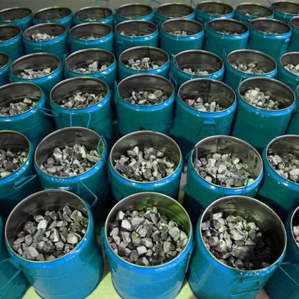 FeMo Steel Making Ferro Molybdenum 70 Block / Lump Shape