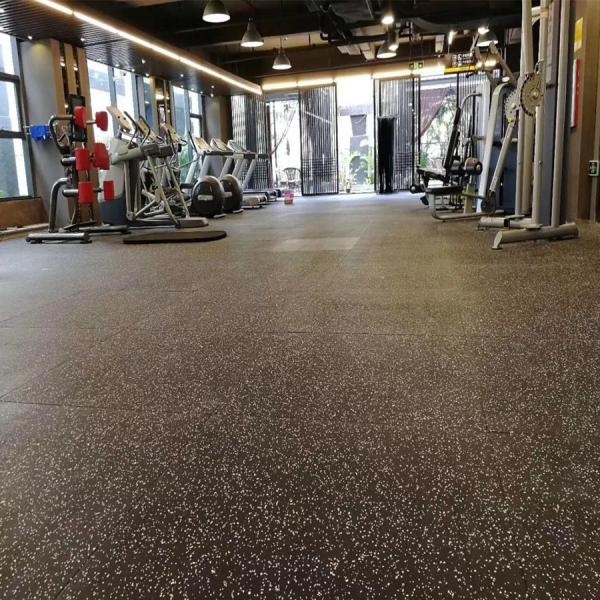 Quality New Arrival 1000*1000mm Square Club Rubber Tiles Shock Absorption ≥0.7mm For Professional Training wholesale