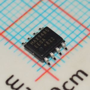 MAX3485EESA 3.3V RS-485/RS-422 Transceiver 10Mbps 1/8 Unit Load (256 Nodes)