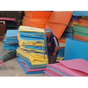 Automatic Waste Foam PE Recycling Machine / Plastic Recycling Machinery