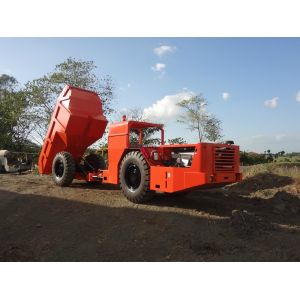 RT-20 Low Profile Dump Truck For Tunneling Rock Excavation With 10m3 Capacity