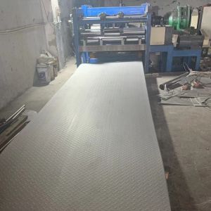 Aisi 304 316 Prime Stainless Steel Checker Plate Low Colbalt Ss One Bar Two Bar