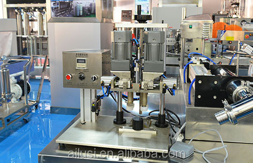 Small cost semi-auto pneumatic tabletop plastic water bottle screw capping