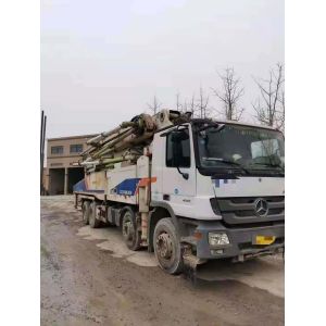13750*2500*4000mm High Productivity Zoomlion 52m Second Hand Truck Pump Concrete