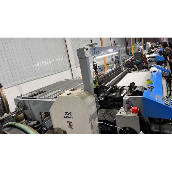 2.2KW Advanced Wire Mesh Weaving Machine Volume Production 1300D