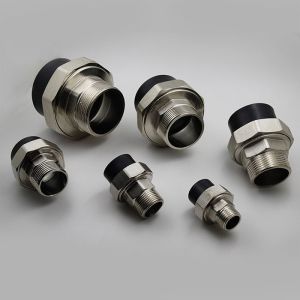 4 Points 6 Points HDPE Pipe Fittings Copper Live Connection 1 Inch For Water