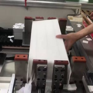 450mm Wide 1.5kw Car Air Filter Angle Cutting Machine Filter Diagonal Machinery