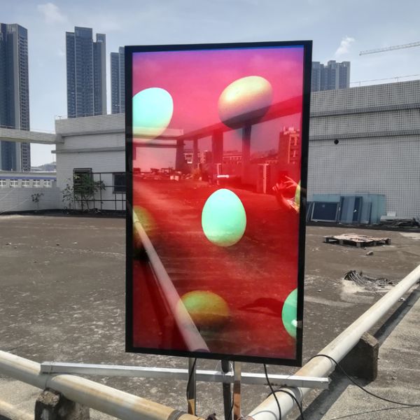 32 Inch 3000cd/m2 High Brightness IP66 Waterproof Outdoor Digital Signage with 178° Viewing Angle and 60Hz Refresh Rate