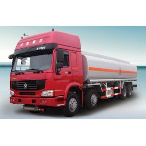 China SINOTRUK HOWO Oil Tank Truck 30CBM for Oil Transportation 8X4 RHD Euro2 336HP on sale