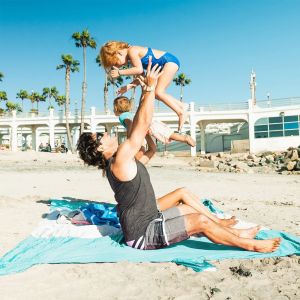 210T Polyester Sand Free Washable Packable Picnic Blanket For 7 Person