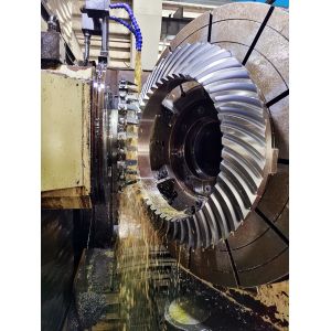 China Precision HRC58 Spiral Bevel Gears for Smooth and Quiet Operation in Industrial Machinery on sale