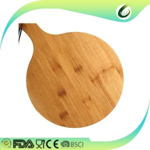 round good quality wood pizza cutting board with groove with handle