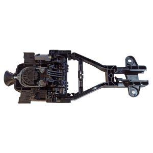 31440086 Door Lock And Door Handle Bracket For V60 Cross Country Installation