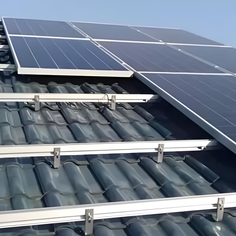 Clip-On Installation No Drilling And Drainage-Friendly Solar Panel Roof Mounting