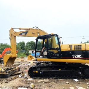 Used CAT 320C Middle Size Excavator High Performance Spot Good 0.8m³ Bucket
