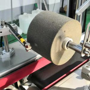 Automatic Paper Card Tissue PE Bag Labeling Machine For Plastic Pet Glass