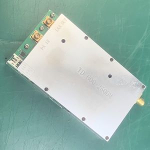 2W COFDM Signal Booster Broadband Amplifier 24V 600MHz 2500MHz TDD Mode LTE