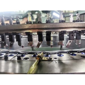 16-24RPM Fleece Knitting Machine 4 Tracks Fully Automatic 5.5KW