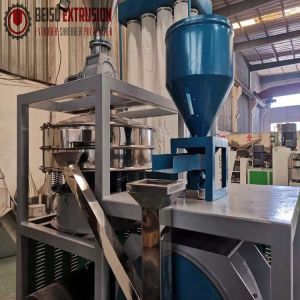 500kg/H High Speed Rotor Chamber Pvc Pulverizer Machine