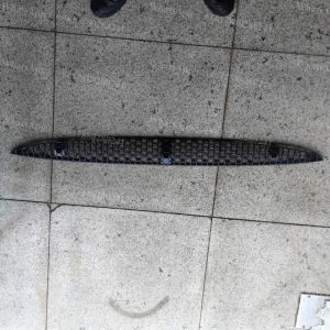 988025 GRILLE-LOWER-TK BLACK,SP the bottom cover of the THERMO KING T-600M , T-800M, T-1000M , T-680Pro , T-880Pro , T-1080Pro