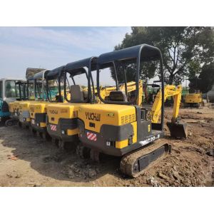 Universal Backhoe Mini Yuchai Excavator With YC4E180-20 Engine