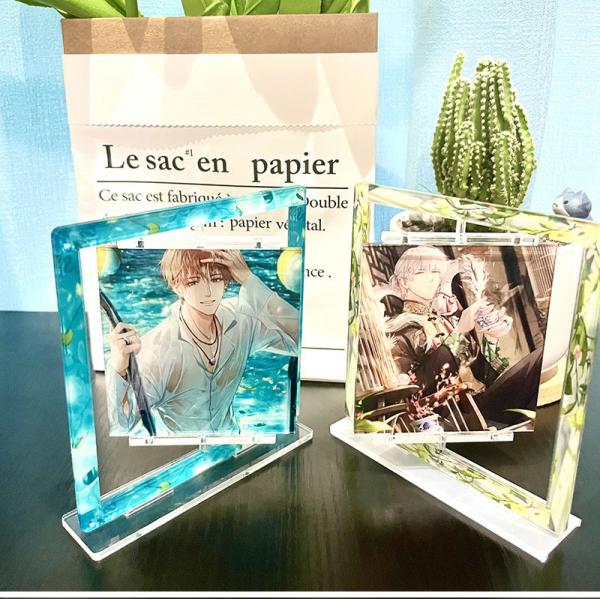 Stylish Rotating Acrylic Double-side Photo Frame With Custom UV Printing For