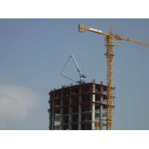 Floor Fixed 380V Concrete Placing Boom , 28m Boom Placer Concrete Pump