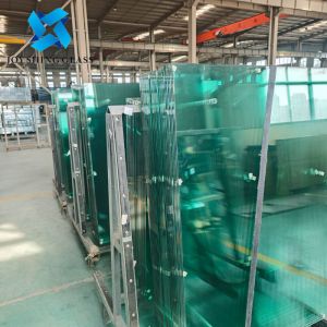 Customized 12.38mm Transparent PVB Laminated Glass With Holes