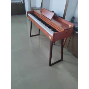 What's the difference between a piano, a keyboard and an electric piano? -