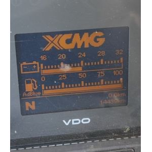 XC MG Hot Selling Model Mobile Crane 75 Tons 4 Shafts Included Red and Yellow