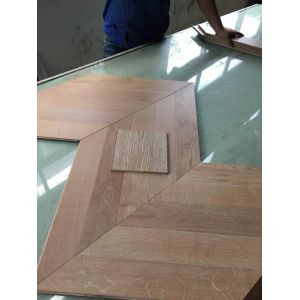 China Environmental Oak Chevron Parquet Flooring Length 500mm-1200MM on sale