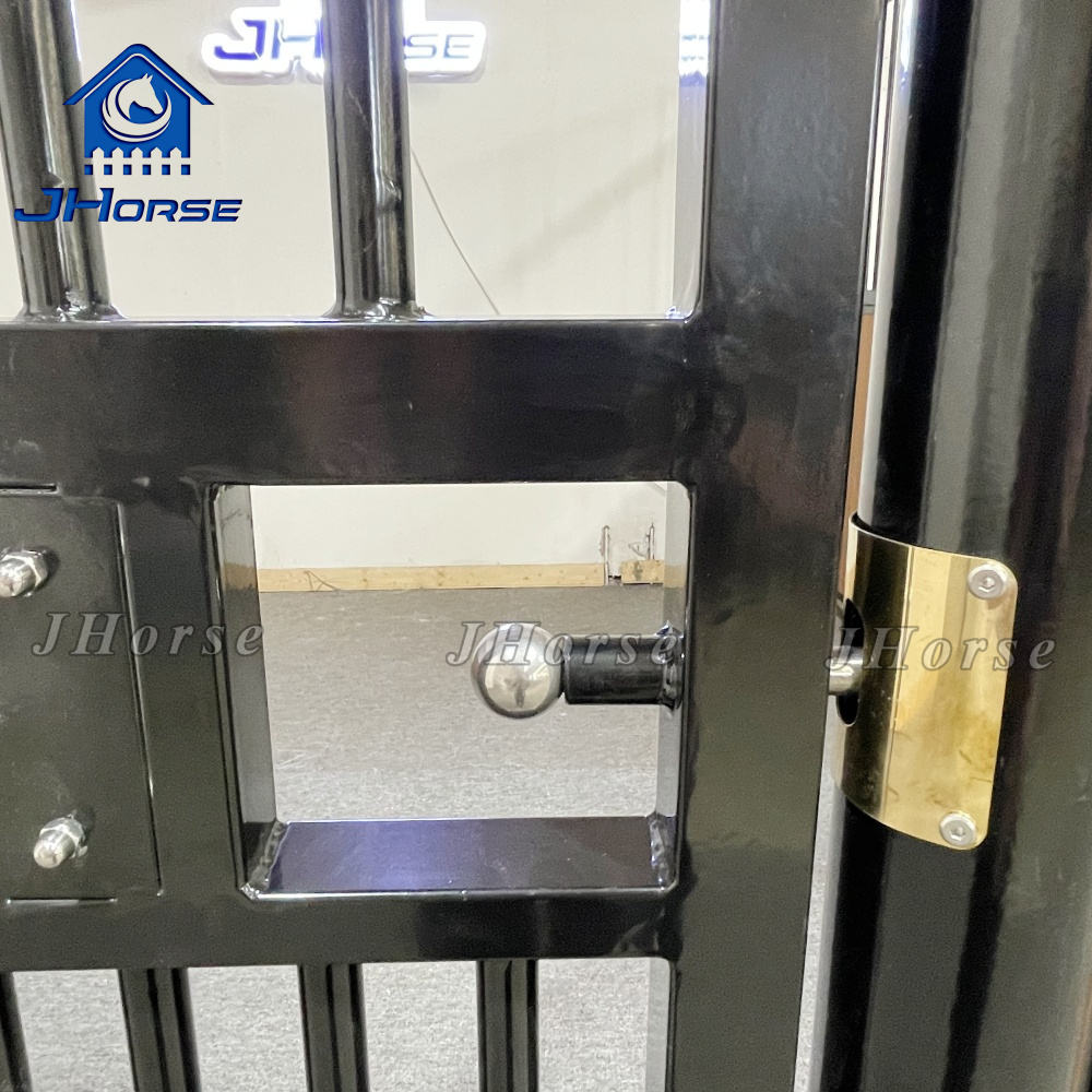 Galvanized Adjustable Loading Ramp Galvanised Steel Material For Livestock