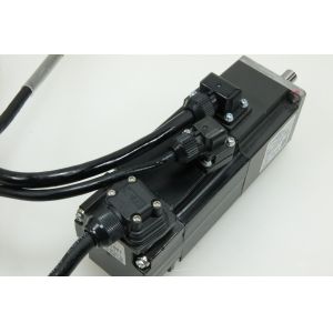 China Mitsubishi HF-KP13B AC Servo Motor 3 PHASE 100W 106V 3000RPM NEW on sale