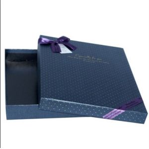 Cardboard Box With Bow Tie , Box Packaging For Textile T-shirt