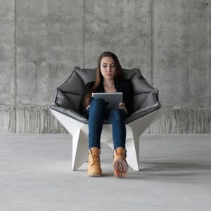 Q1 LOUNGE CHAIR BY ODESD2