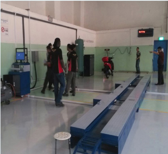 AA4C Real Cases Of Foreign Customers Vehicle Test Line Axle Load Side Slip Suspension Brake Roller Tester