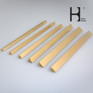 Smooth Surface 6000mm Length Brass T Profile With Hot Pressing