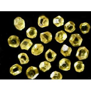 Cheap Good Toughness Monocrystalline Diamond 90% Complete Crystal Form FSD40 for sale