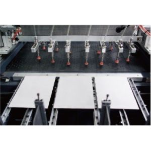 PLC Automatic Hard Cover Gluing Case Making Machine 3MM Thickness