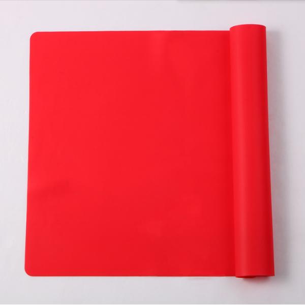 Design Style None Silicone Table Cloth Non-Slip Rectangle 40x30cm Water Resistant Desk Cover