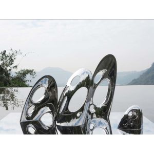 Modern Decorative Garden Sculptures Mirror Polished Surface High Durability