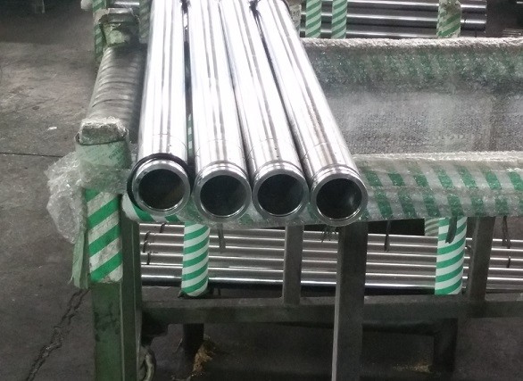 Chrome Plated Steel Hollow Piston Rod High Yield Strength 355 N/MM2