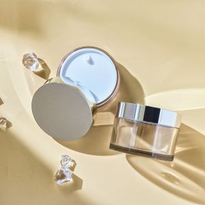 Luxury PET Cosmetic Cream Jar Body Scrub Container Cream Can With Lid For