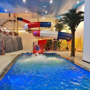 Customization Indoor Water Park Equipment Fiberglass Water Slide For Family