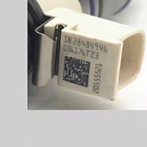 High Quality Diesel engine parts fuel Injector 20555521 BEBE4D20002 BEBE4D04002