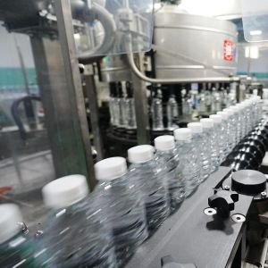 14,000 Bph Non-Carbonated Negative Pressure Filling Bottled Water Production