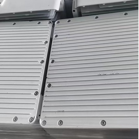 Quality Ericsson RRU 4415 B7 Internal Dimension 420mm*335mm*125mm Design wholesale