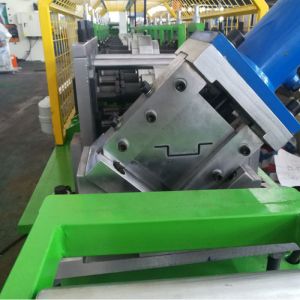 Galvanzied Steel 1.0-1.5mm Upright Rack Cross Support Hat Profile Center Shelf